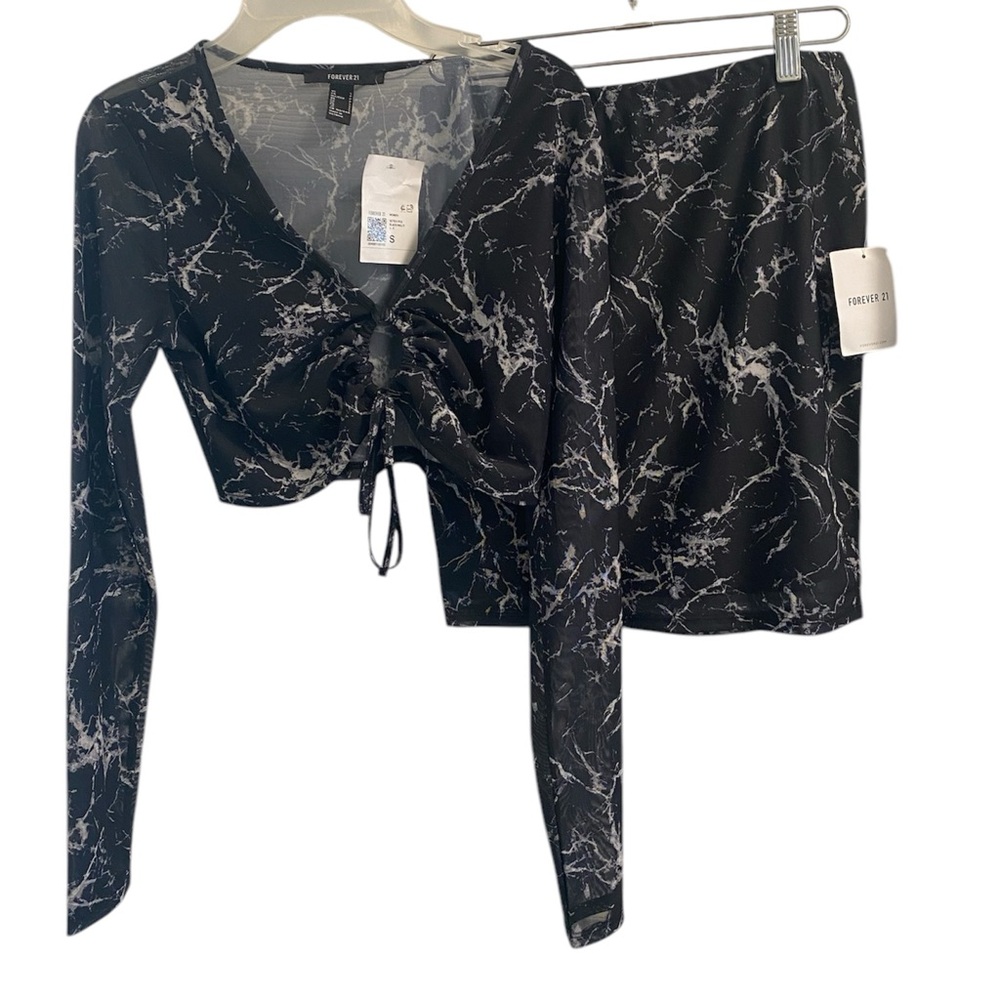2pc Forever 21 Set, Shirt & Skirt